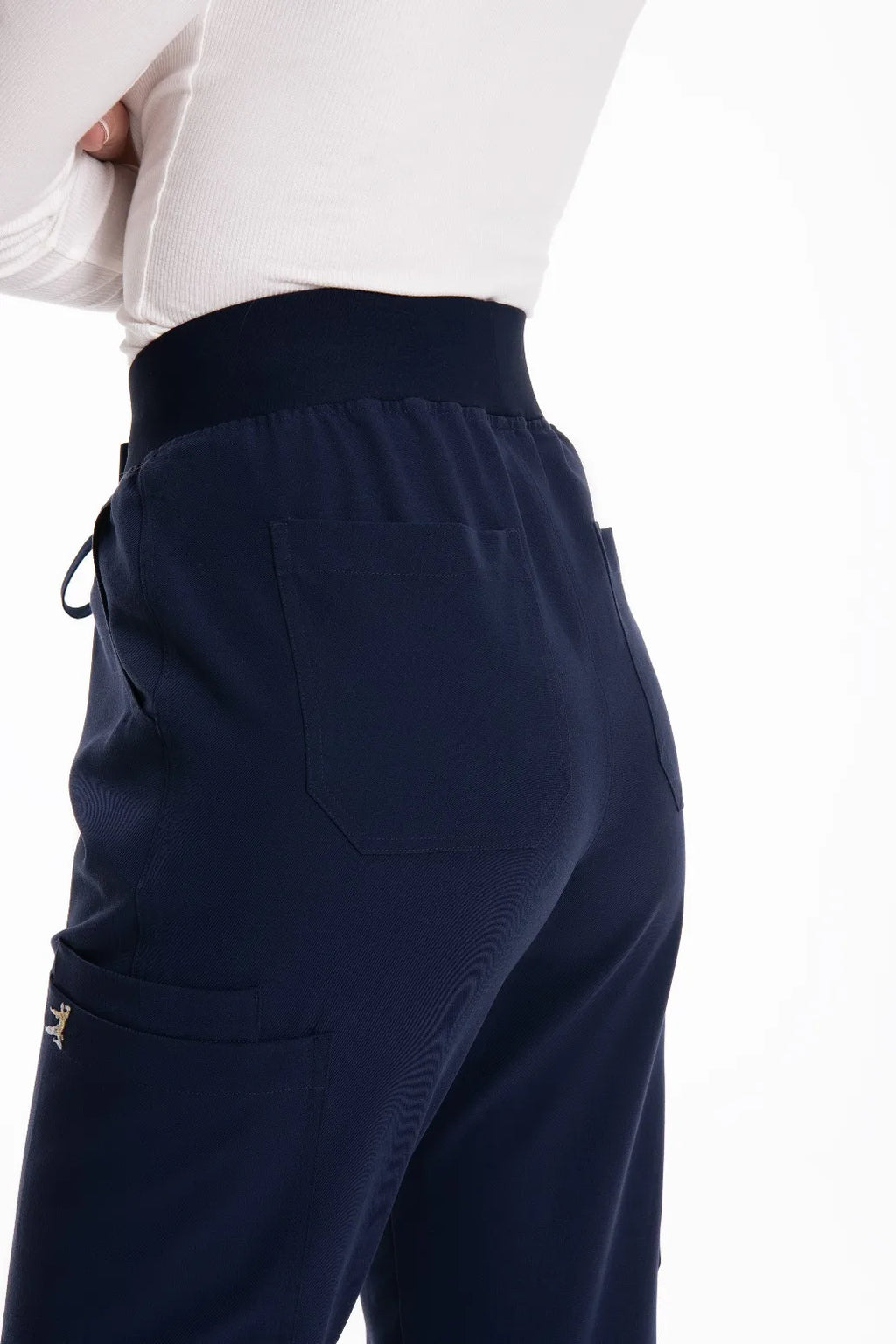 KUNGFU SCRUBS Sous-vêtement médical sans couture col rond manches longues femme